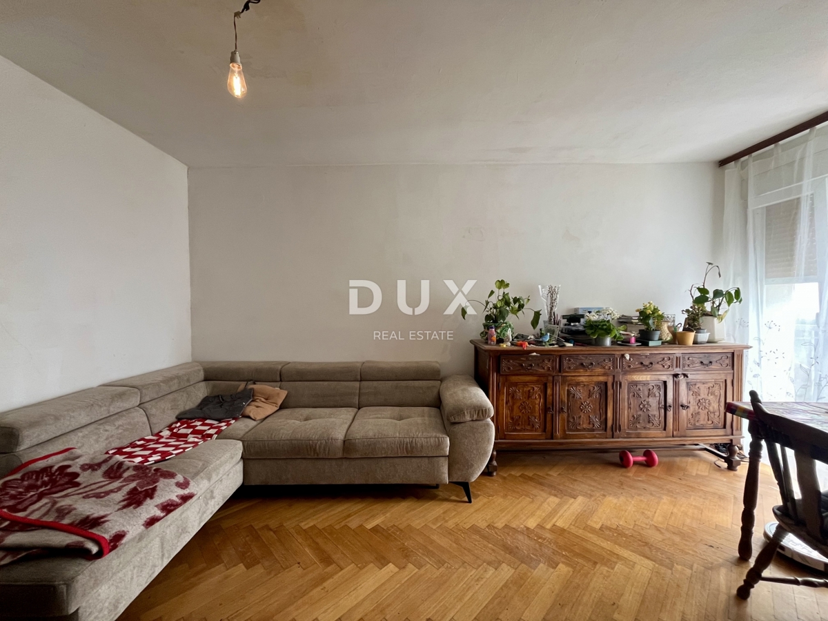 RIJEKA, GORNJA VEŽICA - 68m2, vista mare, da ristrutturare