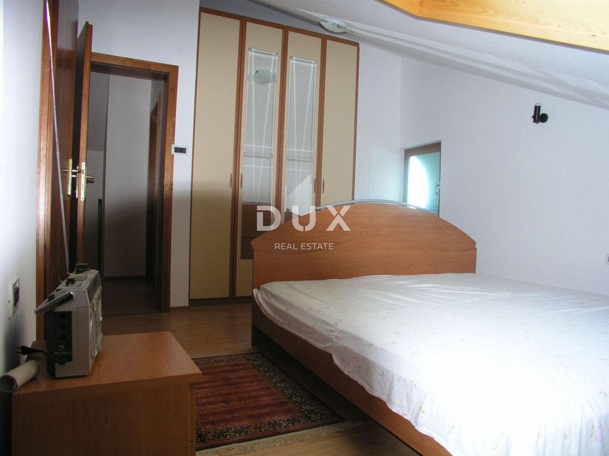 ISOLA DI KRK, MALINSKA - Casa in prima fila sul mare