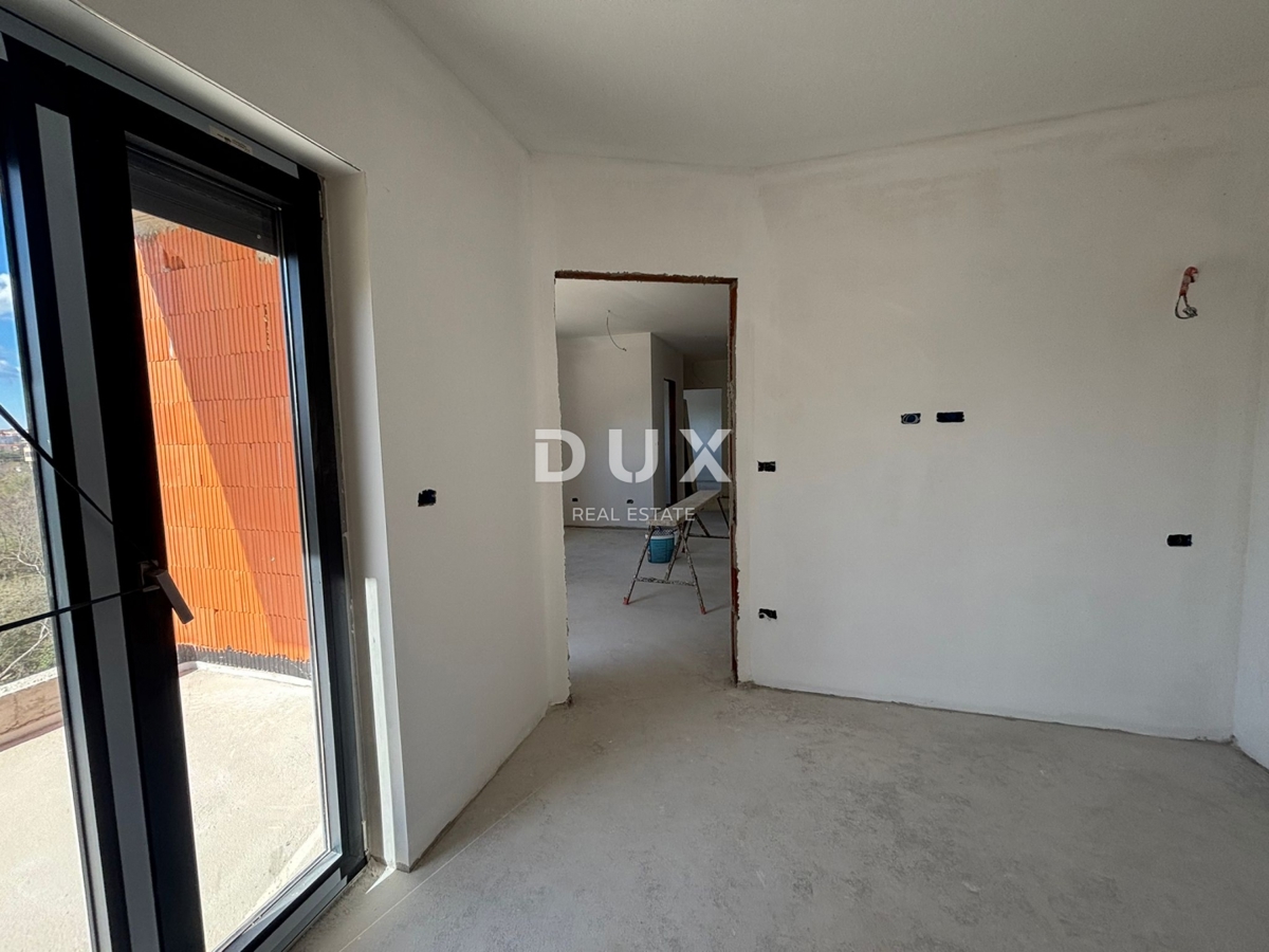 ISTRIA, POLA - Appartamento con due camere da letto e terrazza vicino al centro! NUOVO EDIFICIO!