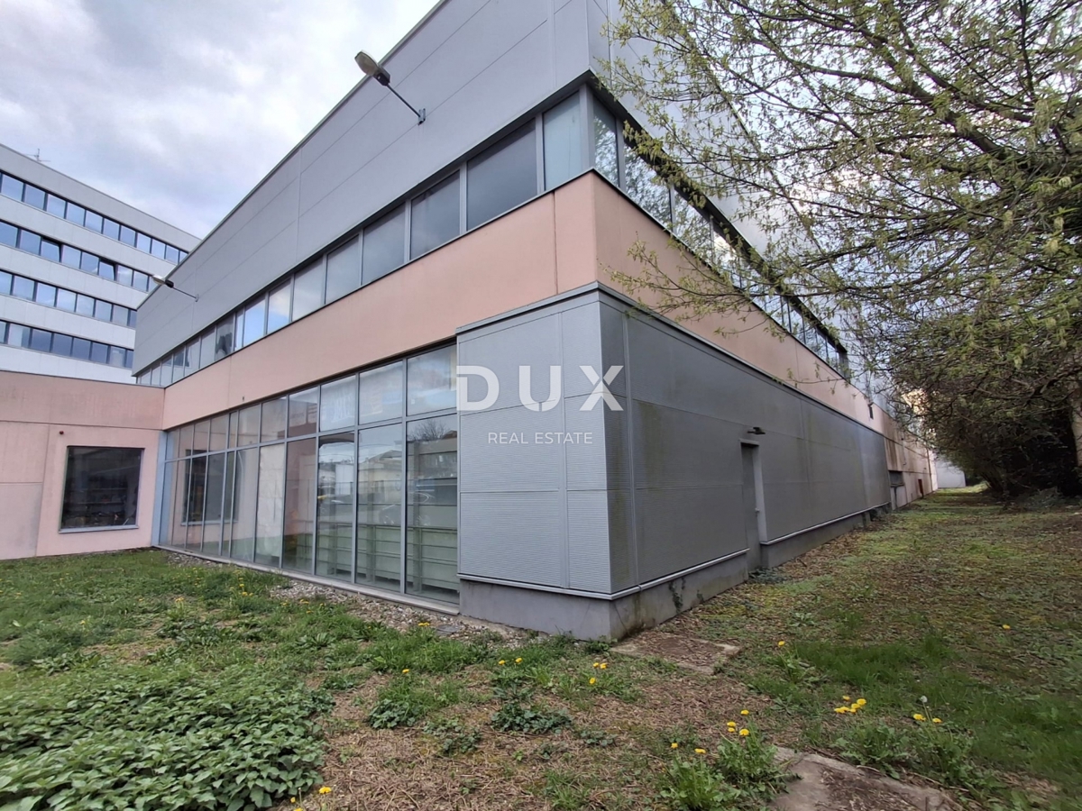 ZAGABRIA, GORNJA DUBRAVA - Un imponente complesso commerciale di 2.319 m² è alla ricerca di un nuovo proprietario.