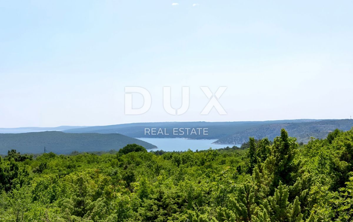 ISTRIA, RABAC - Terreno con permesso di costruzione e vista mare