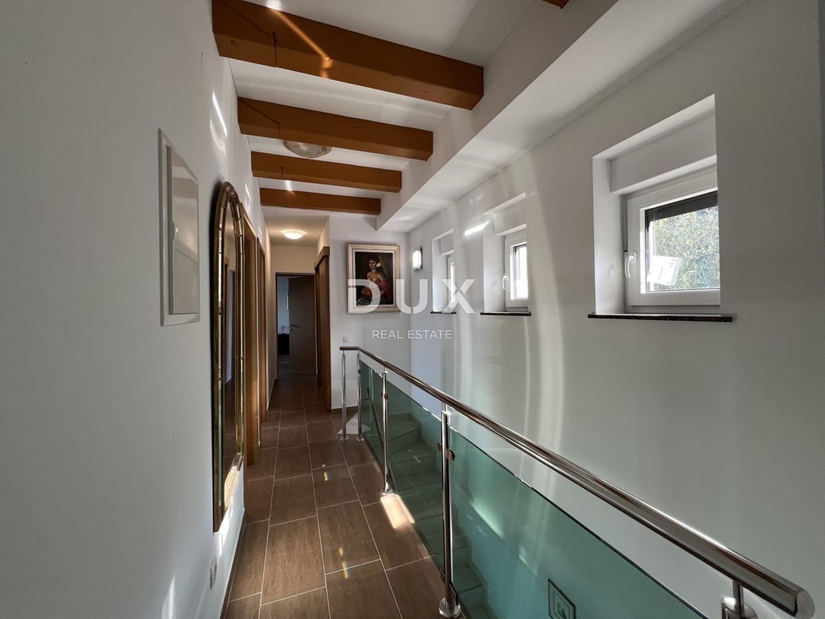 SENJ E DINTORNI – villa ristrutturata, prima fila sul mare