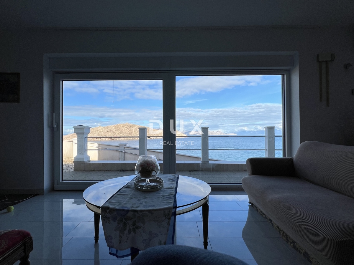 SENJ E DINTORNI – villa ristrutturata, prima fila sul mare