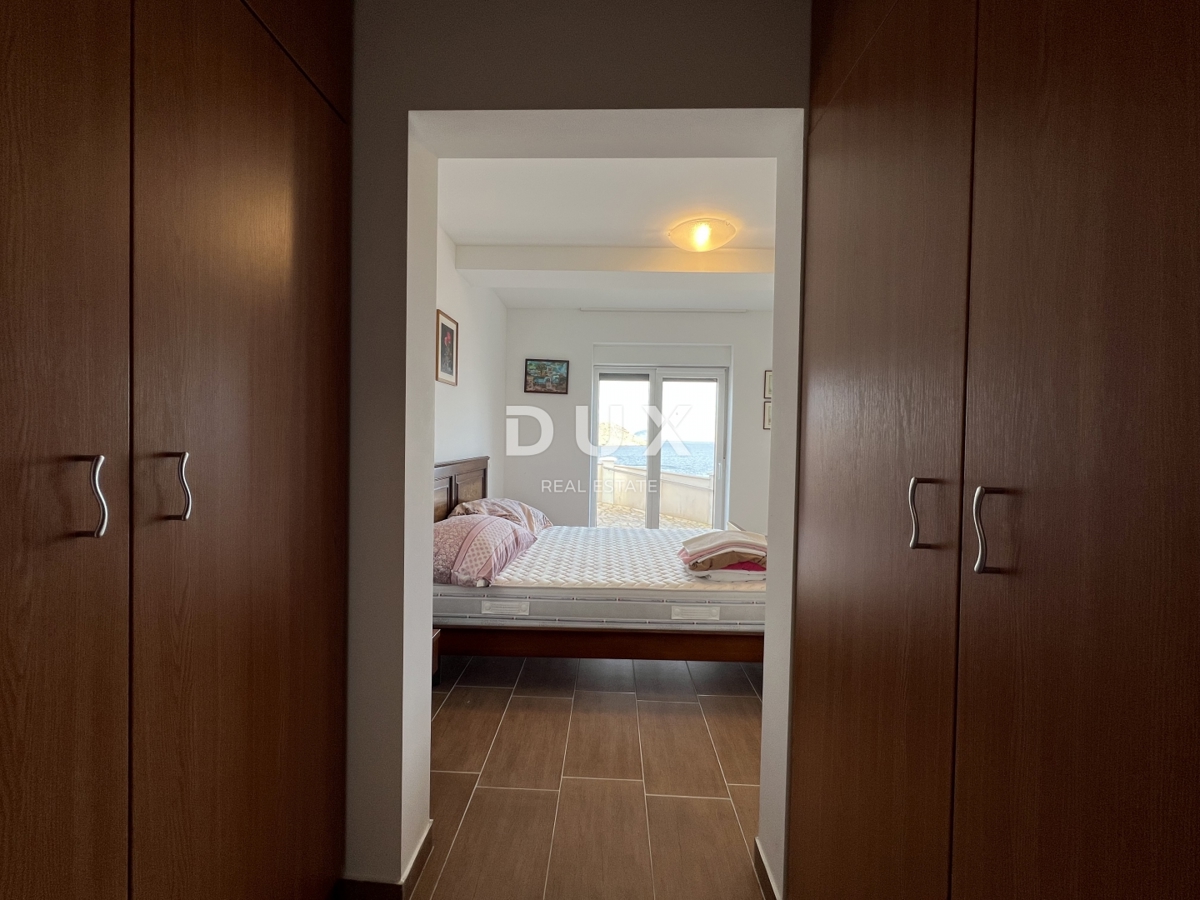 SENJ E DINTORNI – villa ristrutturata, prima fila sul mare