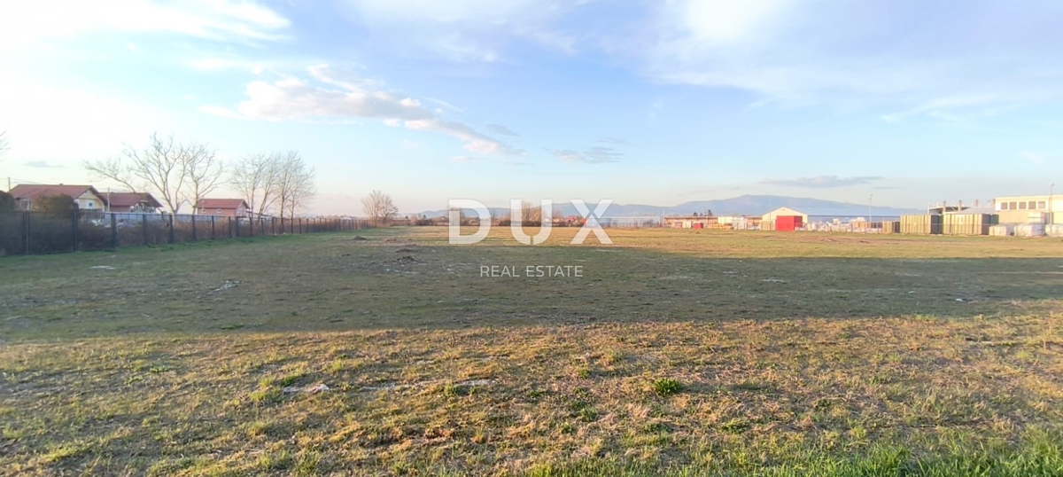 STUPNIK - ZONA COMMERCIALE, TERRENO EDIFICABILE - GRANDE OPPORTUNITÀ, ELEVATO POTENZIALE DI COSTRUZIONE