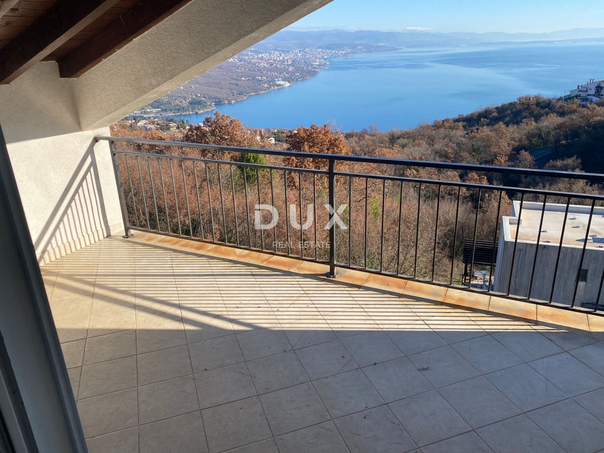 OPATIJA, BREGI - casa indipendente 400 m2 + giardino 826 m2 + 3 garage con vista mare! OCCASIONE!