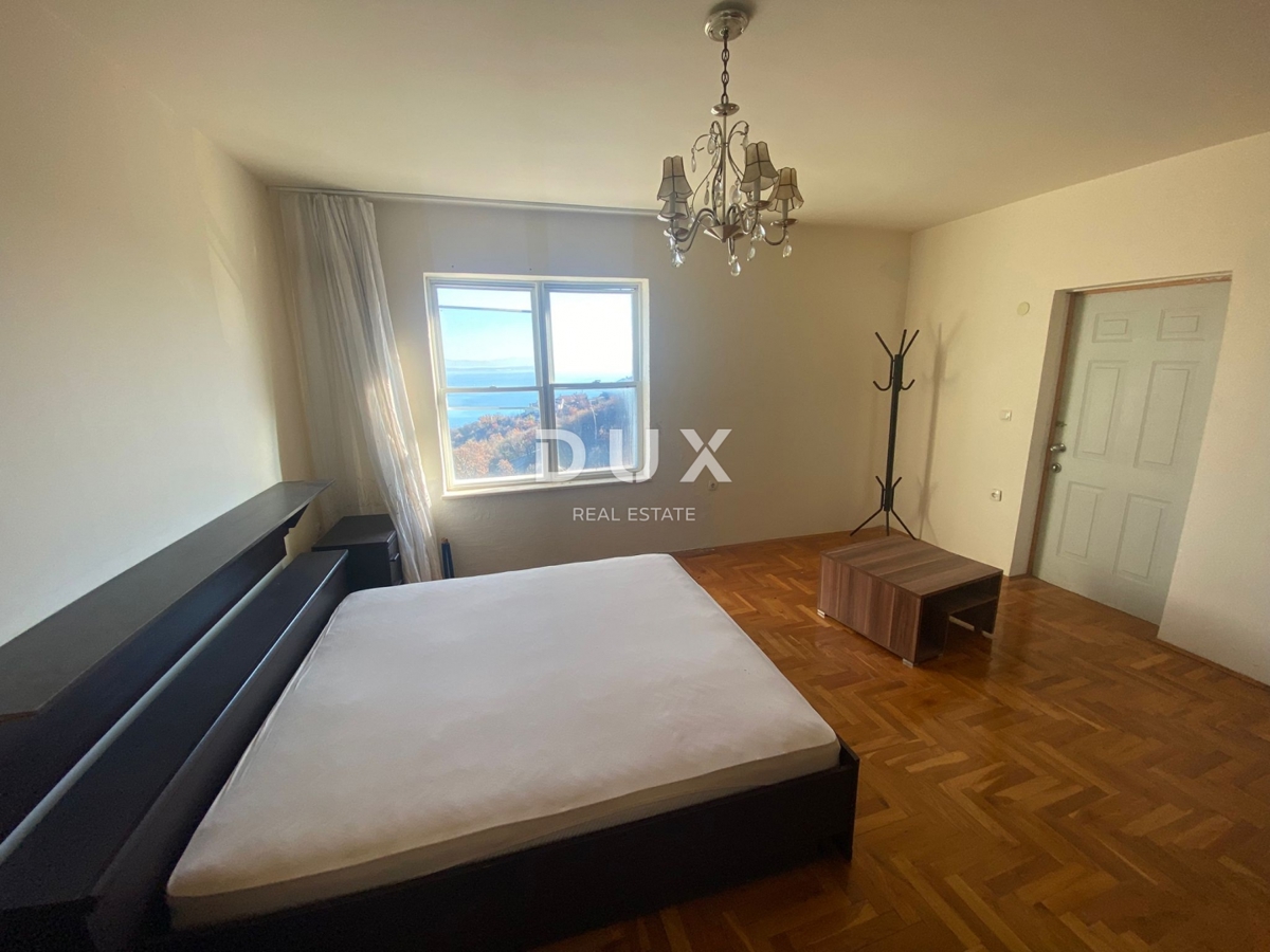 OPATIJA, BREGI - casa indipendente 400 m2 + giardino 826 m2 + 3 garage con vista mare! OCCASIONE!