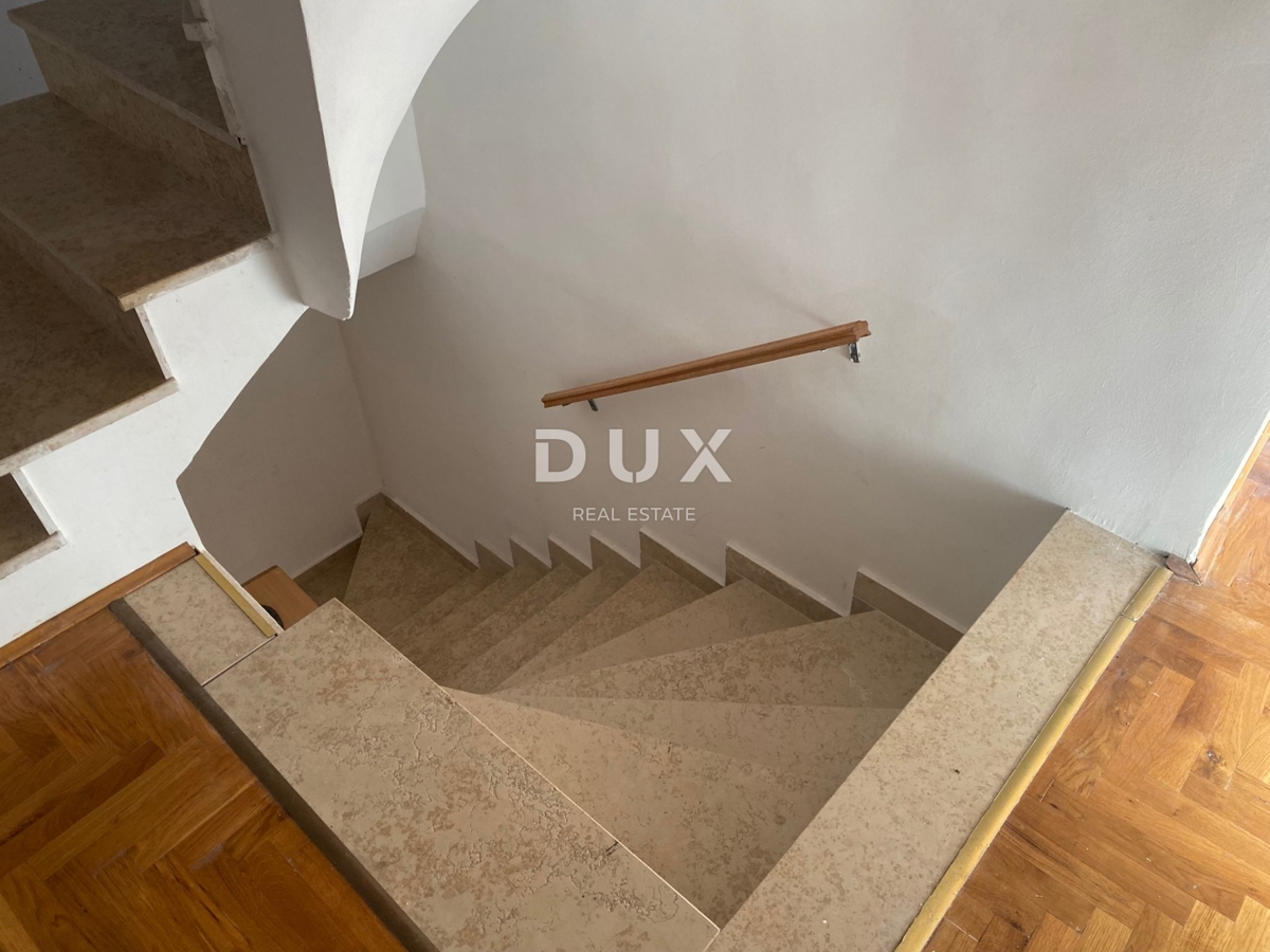 OPATIJA, BREGI - casa indipendente 400 m2 + giardino 826 m2 + 3 garage con vista mare! OCCASIONE!