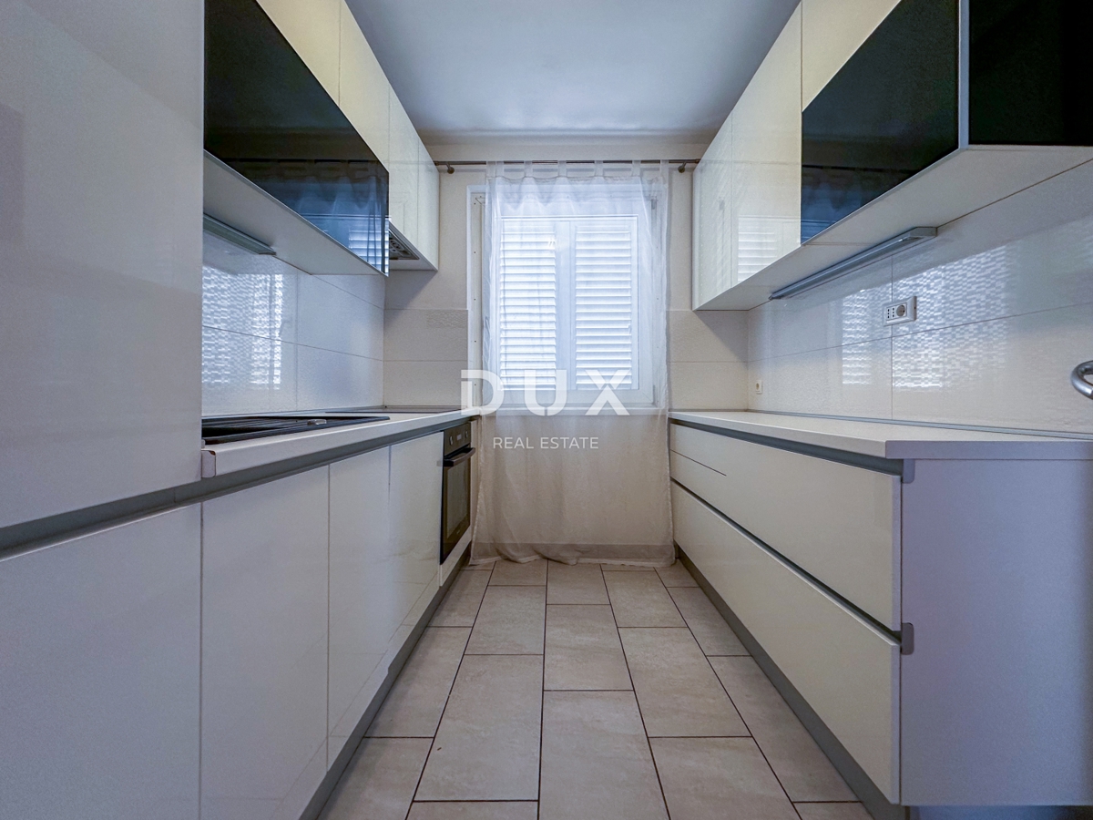 RIJEKA, ŠKURINJE - APPARTAMENTO CON 3 CAMERE DA LETTO, 1° piano, loggia e vista mare