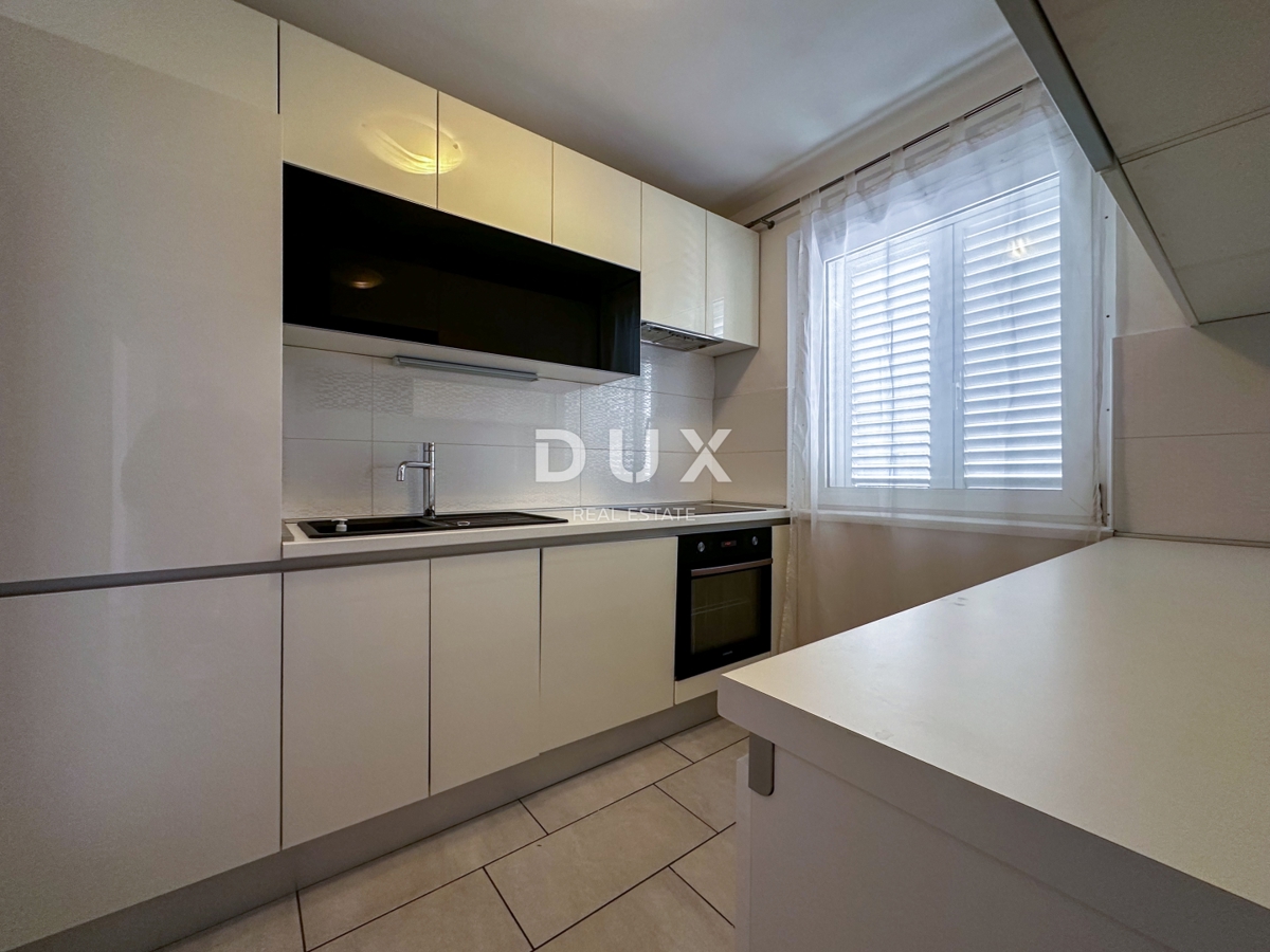 RIJEKA, ŠKURINJE - APPARTAMENTO CON 3 CAMERE DA LETTO, 1° piano, loggia e vista mare