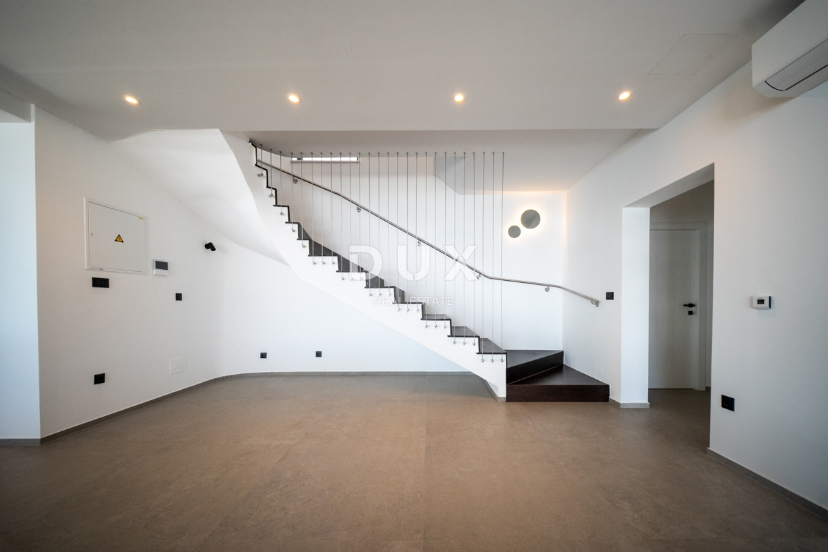 OPATIJA, LOVRAN - Nuovo edificio di alta qualità con piscina e vista panoramica