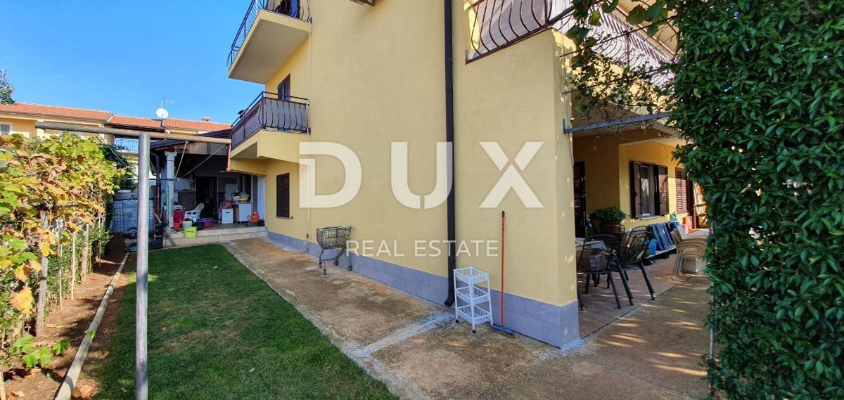ISTRIA, POREČ - Palazzo condominiale con 5 unità abitative