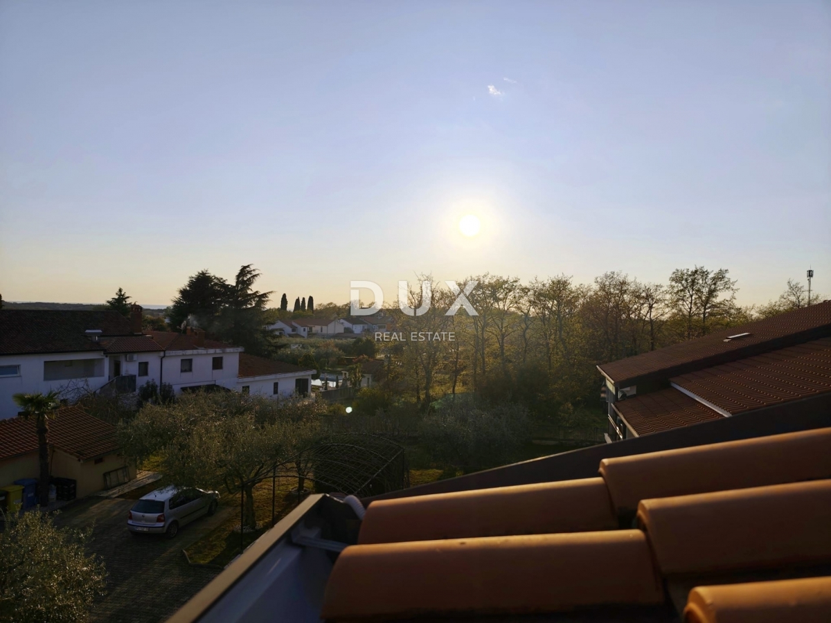 ISTRIA, POREČ - Palazzo condominiale con 5 unità abitative