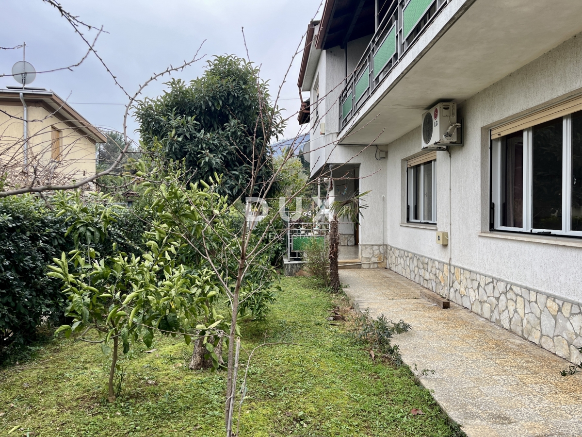 OPATIJA, LOVRAN - Casa indipendente a 50 m dal centro, a 150 m dal mare