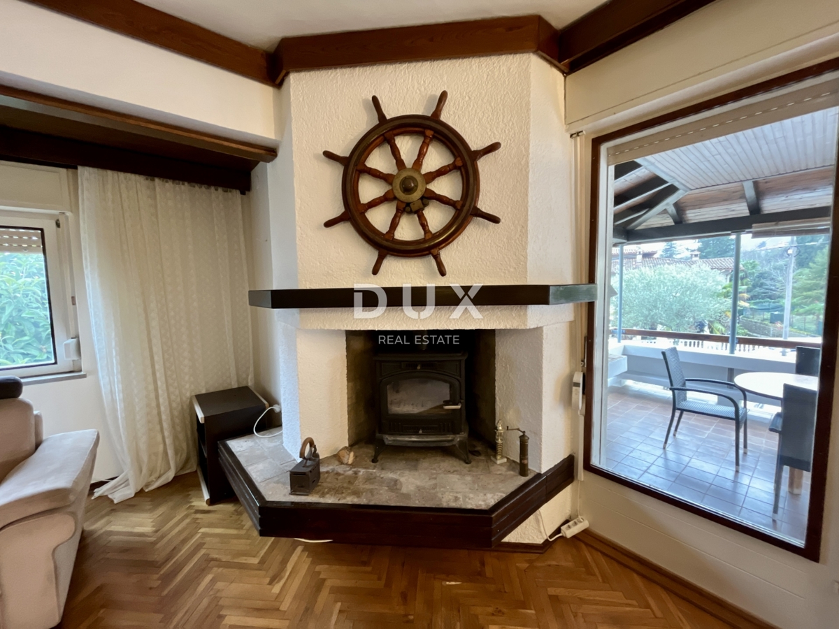 OPATIJA, LOVRAN - Casa indipendente a 50 m dal centro, a 150 m dal mare