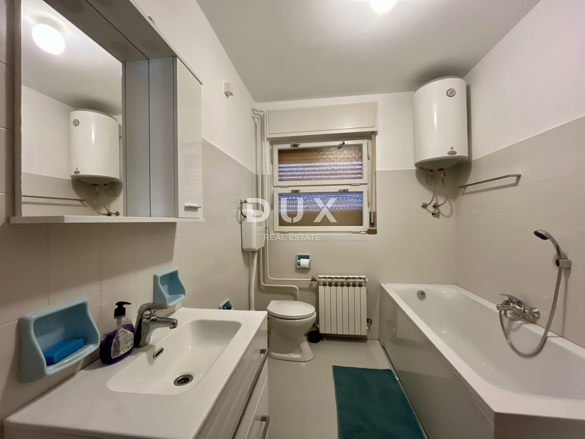 OPATIJA, LOVRAN - Casa indipendente a 50 m dal centro, a 150 m dal mare