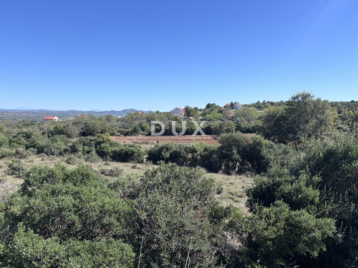 BIOGRAD, RAŠTANE - Terreno edificabile 1334 m2