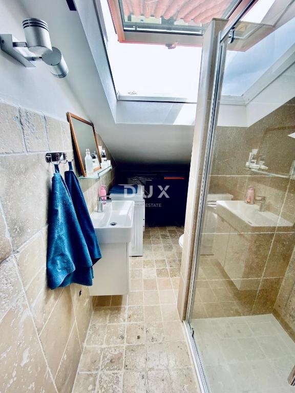 ISTRIA, NOVIGRAD – Appartamento nel centro storico