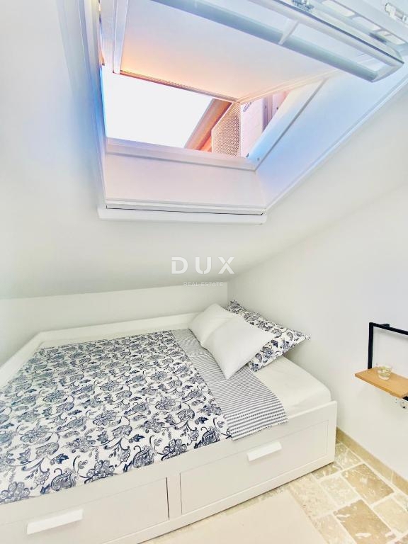 ISTRIA, NOVIGRAD – Appartamento nel centro storico