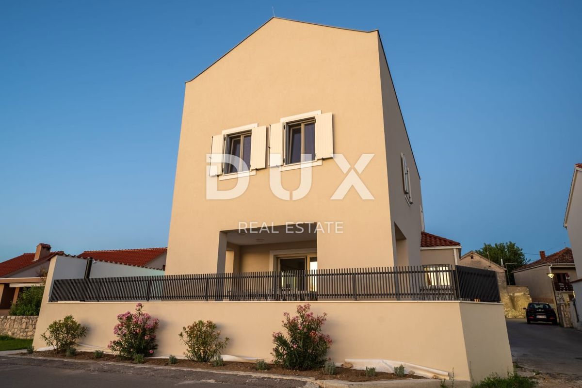 ZADAR, NIN – Villa esclusiva in prima fila sul mare