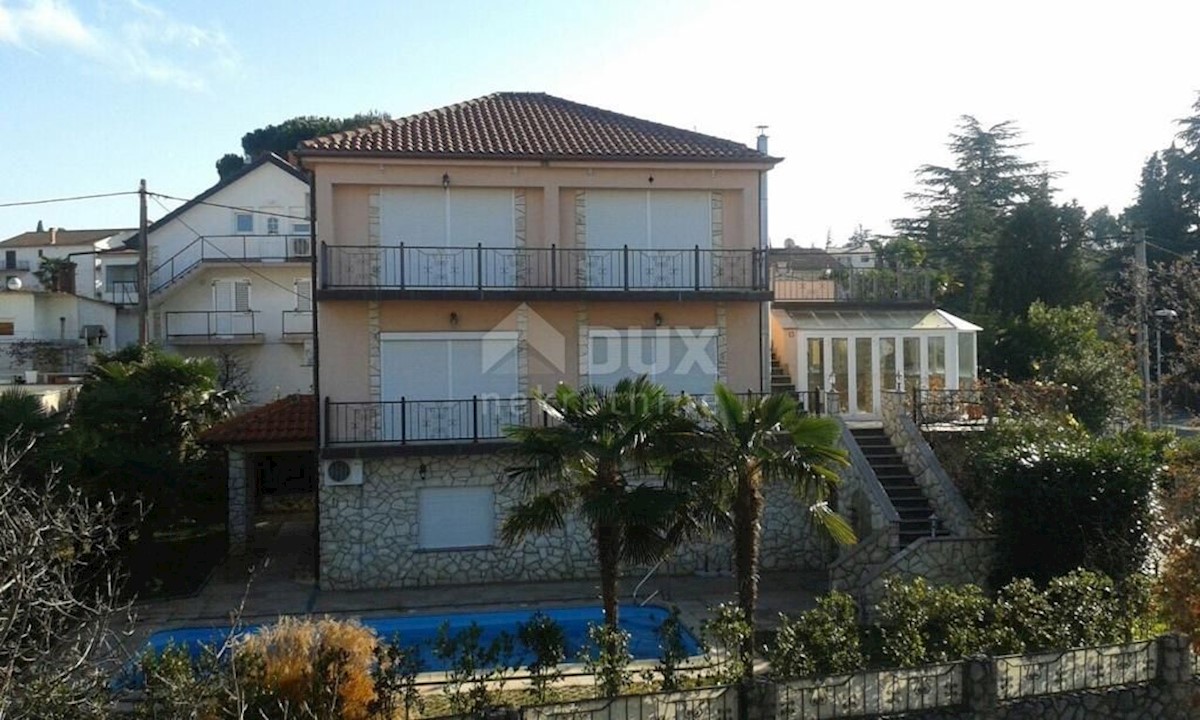 MALINSKA- Villa in una posizione fantastica con vista sul mare