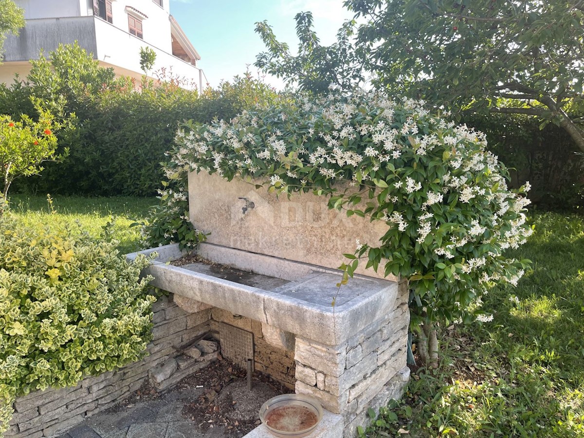 ISTRIA, VILLAGGIO DI ROVIGNO - Bella casa con vista sul mare aperto