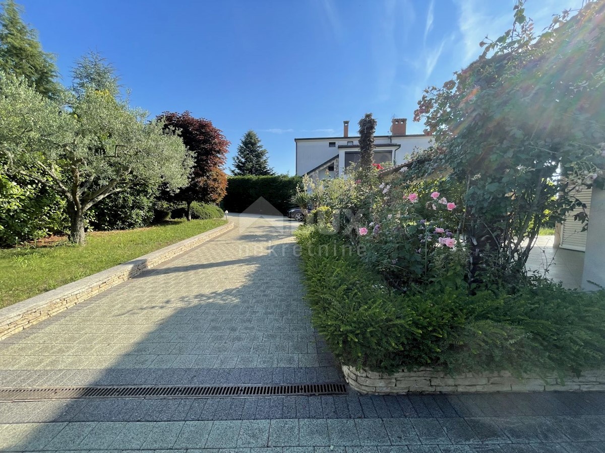 ISTRIA, VILLAGGIO DI ROVIGNO - Bella casa con vista sul mare aperto