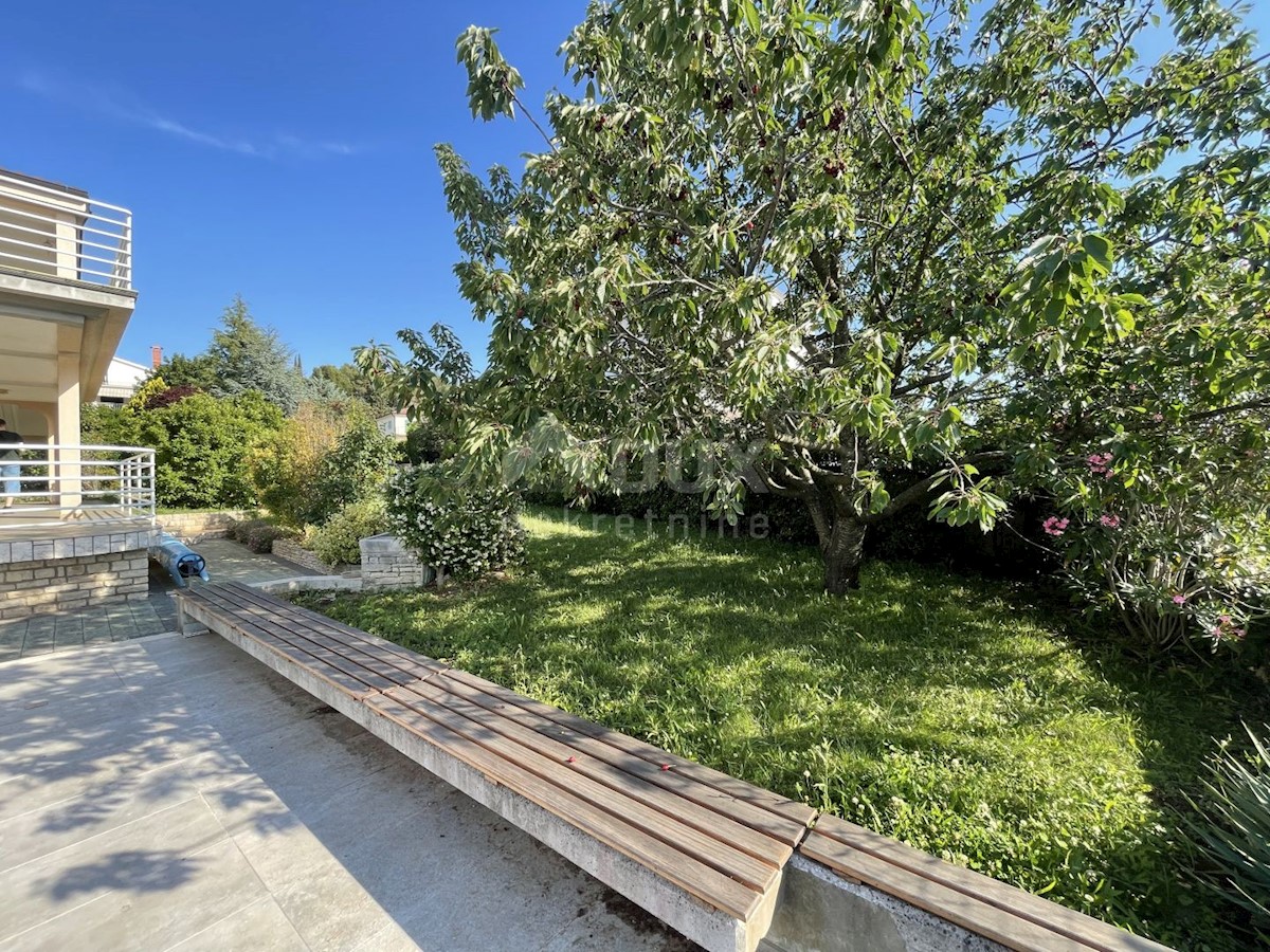 ISTRIA, VILLAGGIO DI ROVIGNO - Bella casa con vista sul mare aperto