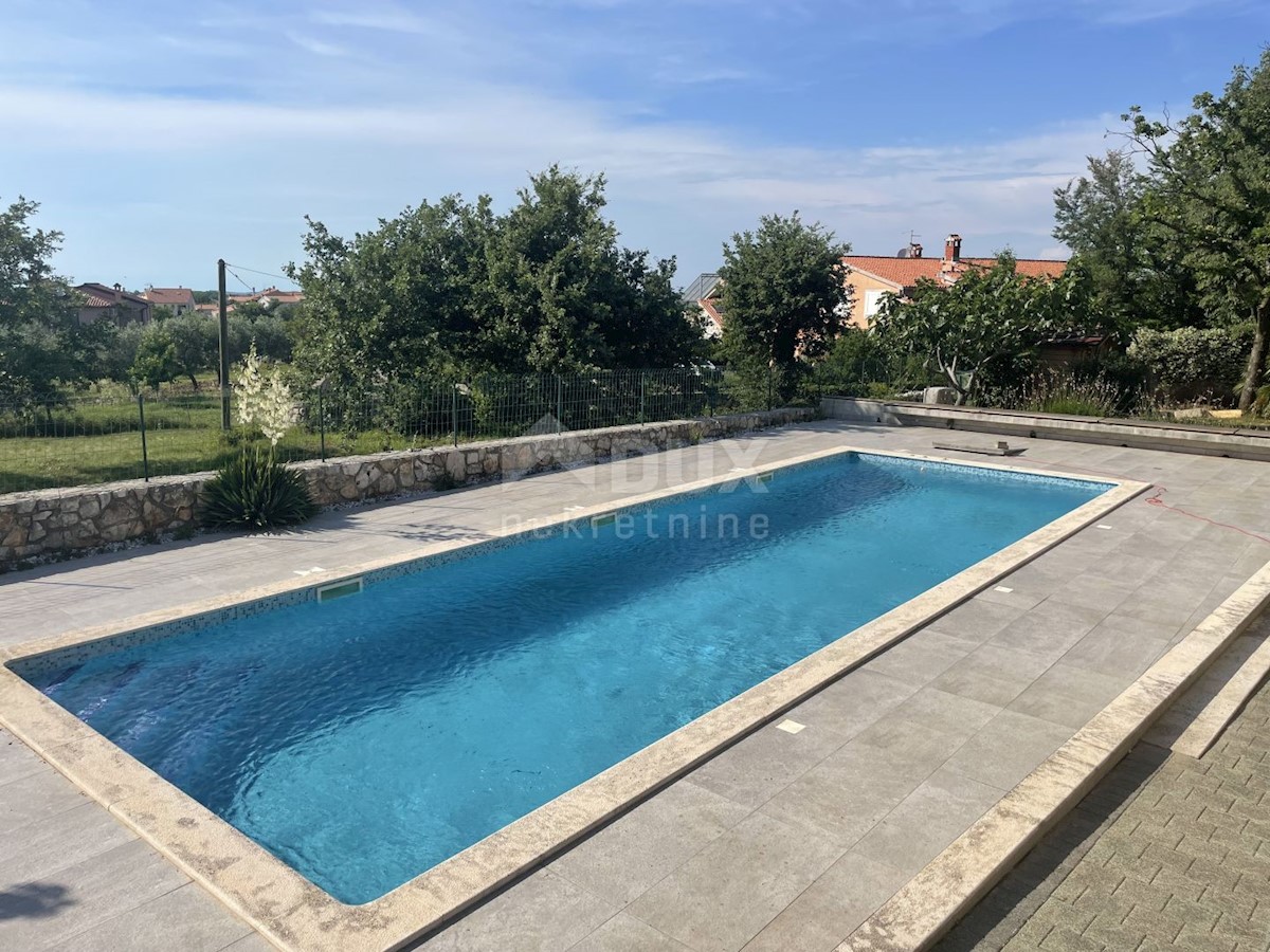 ISTRIA, VILLAGGIO DI ROVIGNO - Bella casa con vista sul mare aperto