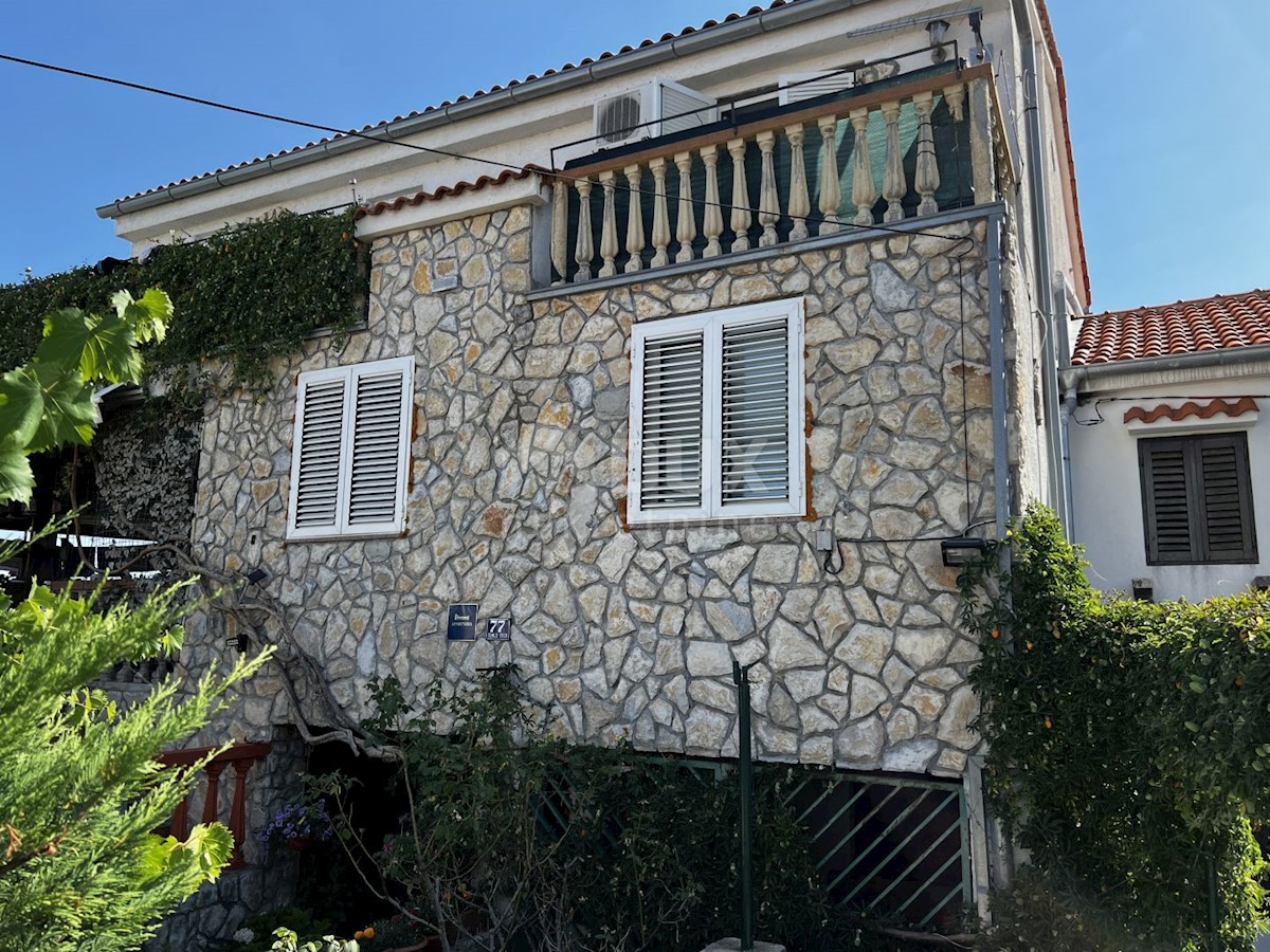 Isola di Krk, intorno a Šila - Casa con vista mare