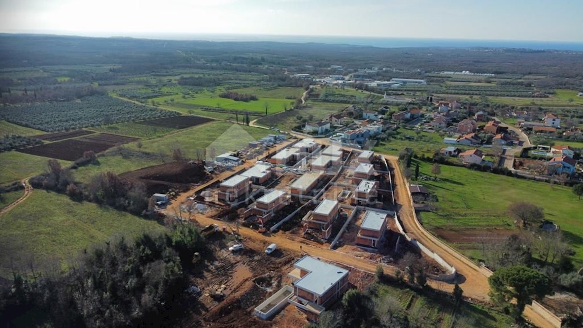 ISTRIA, POREČ - Villa moderna in costruzione vicino a Parenzo