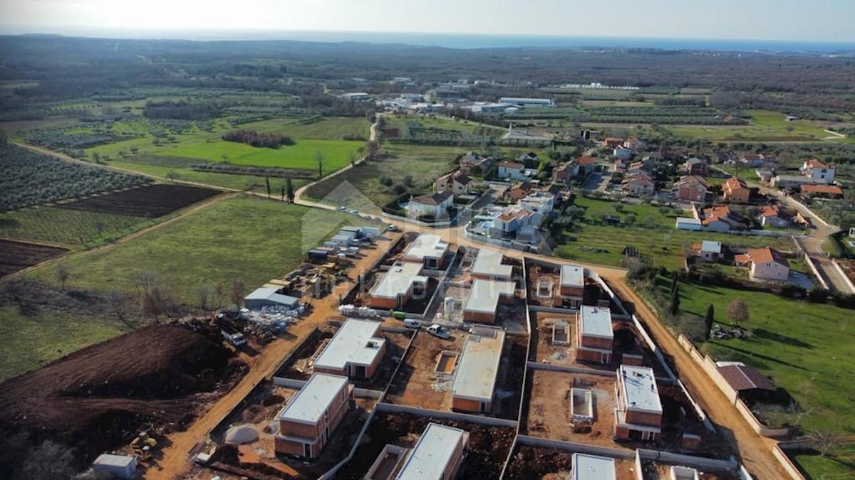 ISTRIA, POREČ - Villa moderna in costruzione vicino a Parenzo