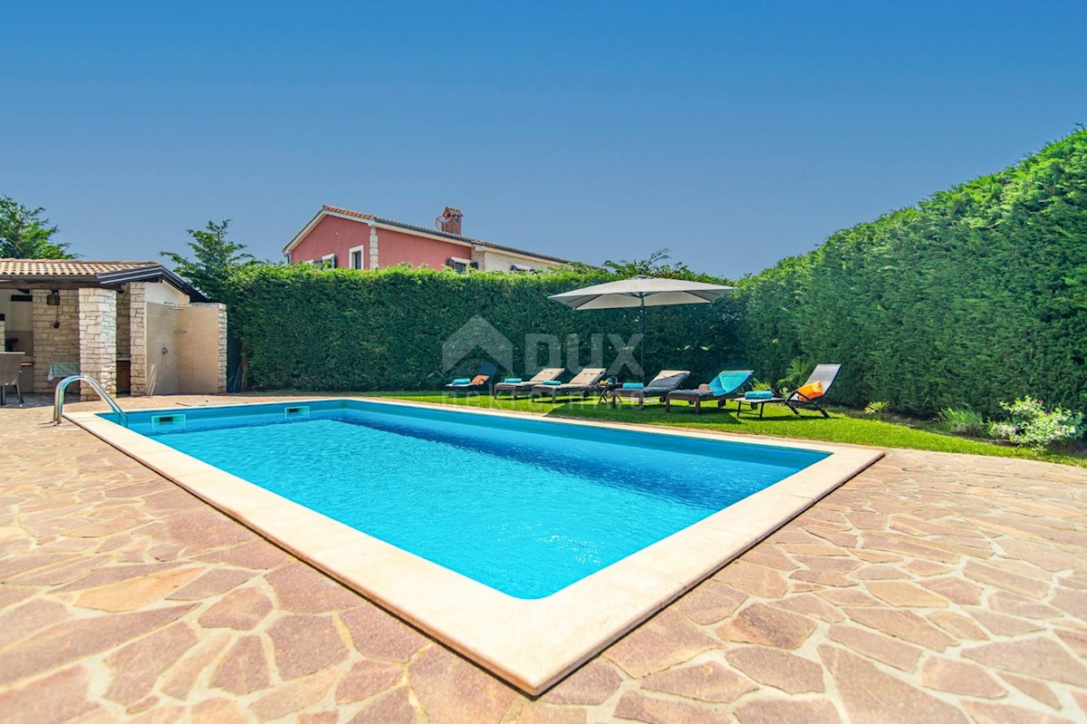 ISTRIA, SVETVINČENT - Villa rustica in un villaggio tranquillo
