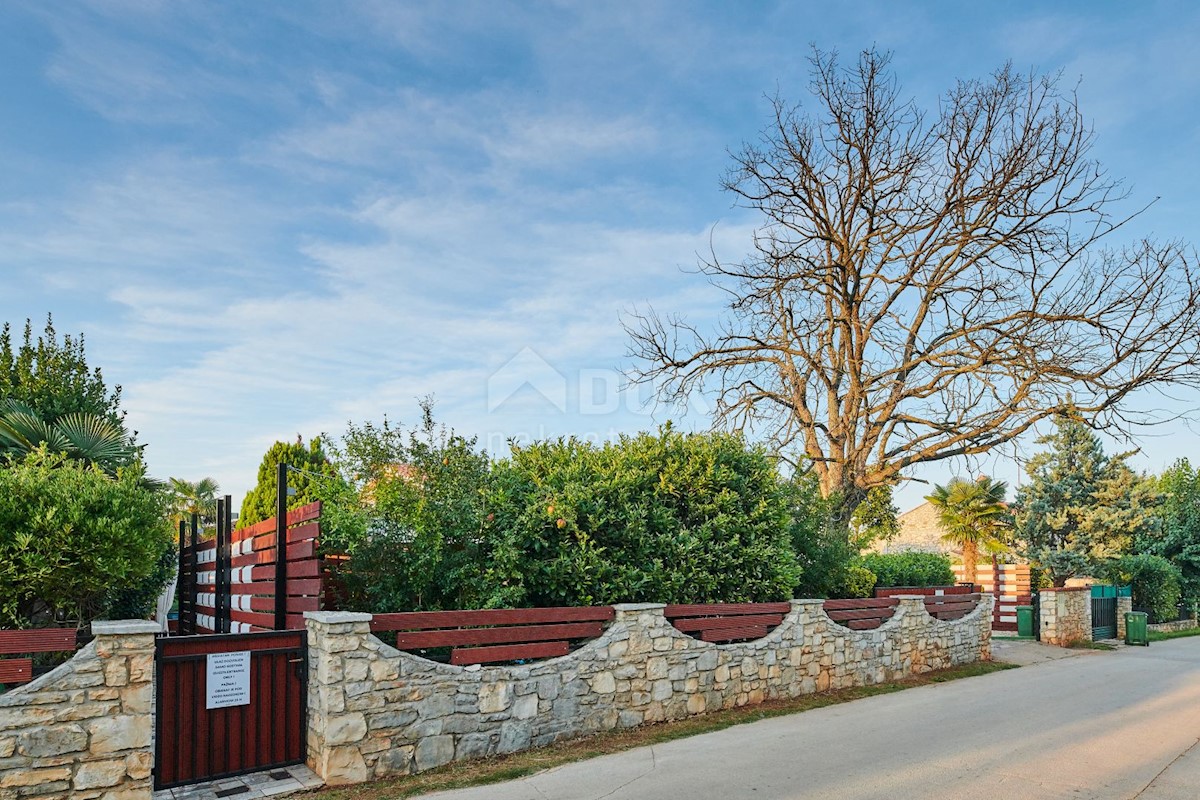 ISTRIA, UMAG - Villa con piscina