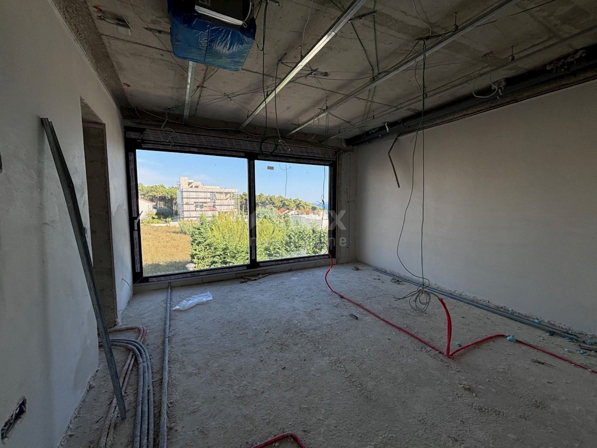 ZADAR, KOŽINO - Attico di lusso con piscina in nuova costruzione S4