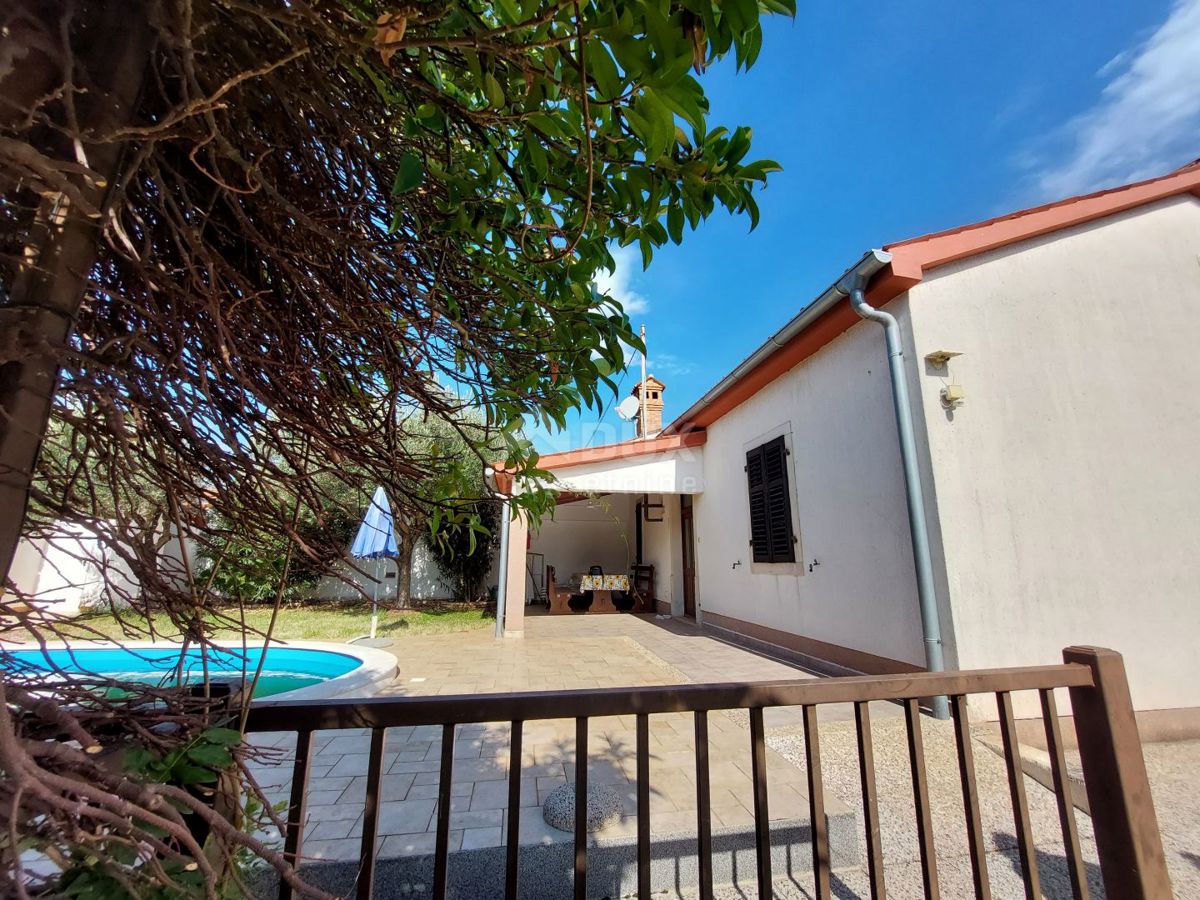 ISTRIA, MARČANA - Casa in pietra ristrutturata con piscina