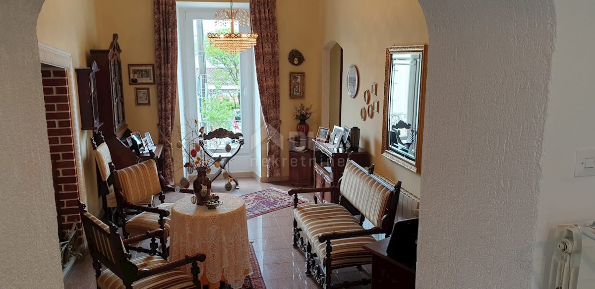 ISOLA DI KRK, MALINSKA - Villa in pietra vicino al mare