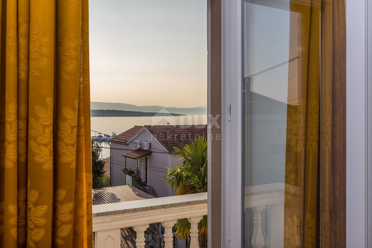 ISOLA DI KRK, MALINSKA - Villa in pietra vicino al mare