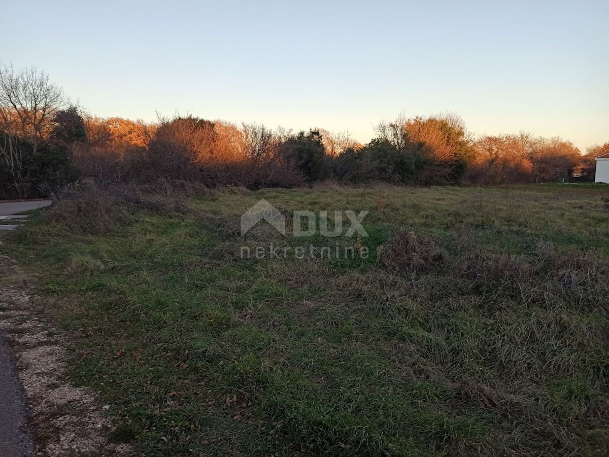 Terreno Jadreški, Ližnjan, 2.028m2