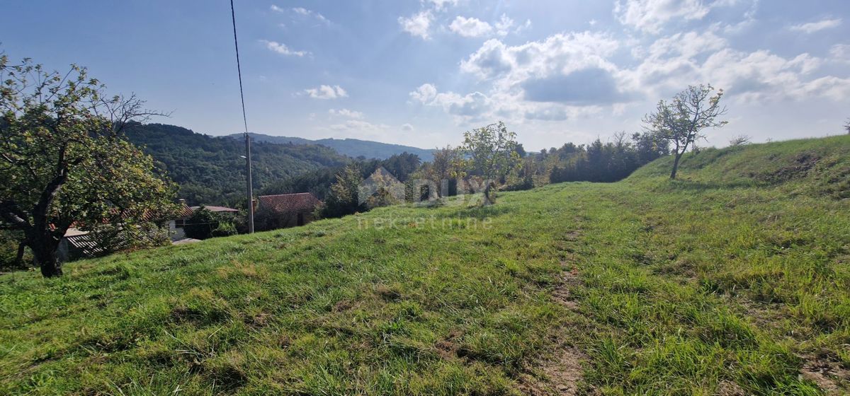 Terreno Motovun, 415m2