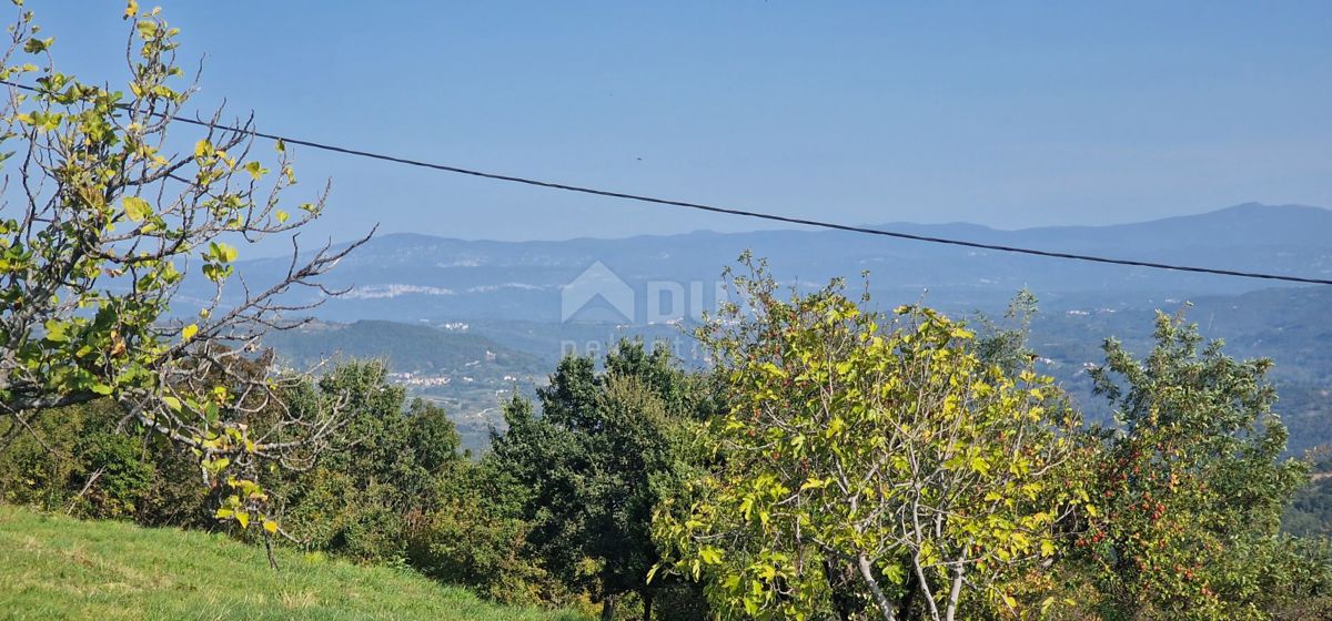 Terreno Motovun, 415m2