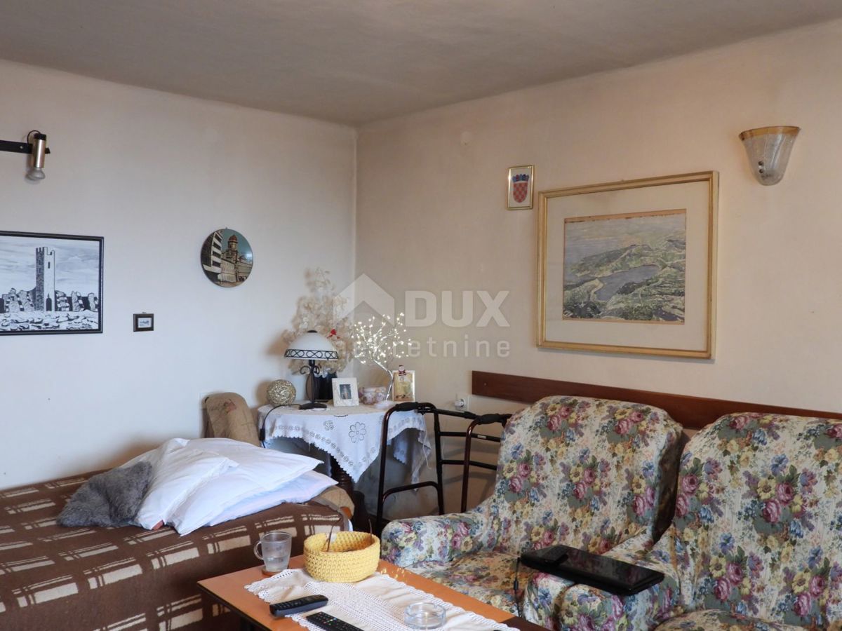 RIJEKA, HRELJIN - casa bifamiliare 150m2 con vista mare + ambiente 1450m2