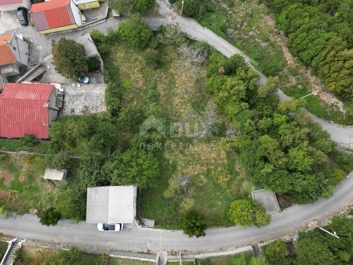 RIJEKA, HRELJIN - casa bifamiliare 150m2 con vista mare + ambiente 1450m2