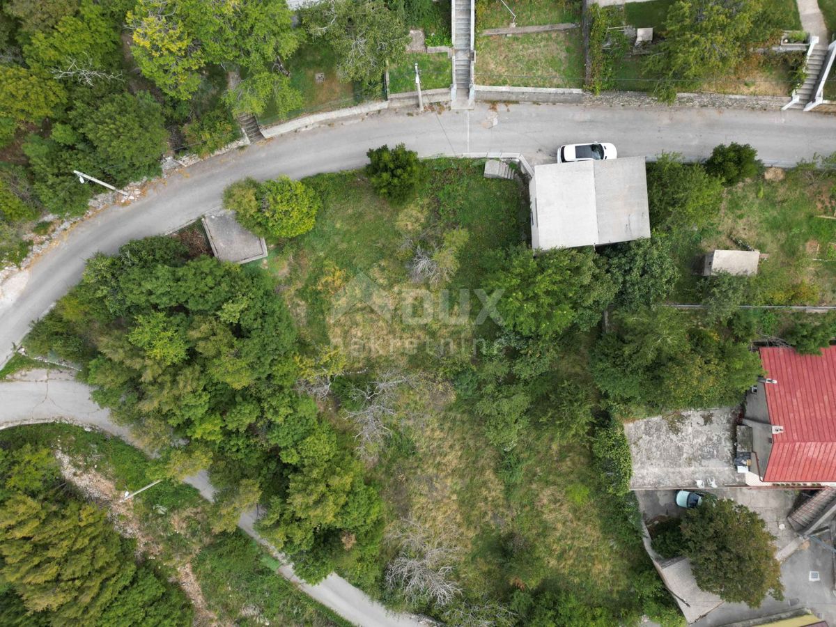 RIJEKA, HRELJIN - casa bifamiliare 150m2 con vista mare + ambiente 1450m2