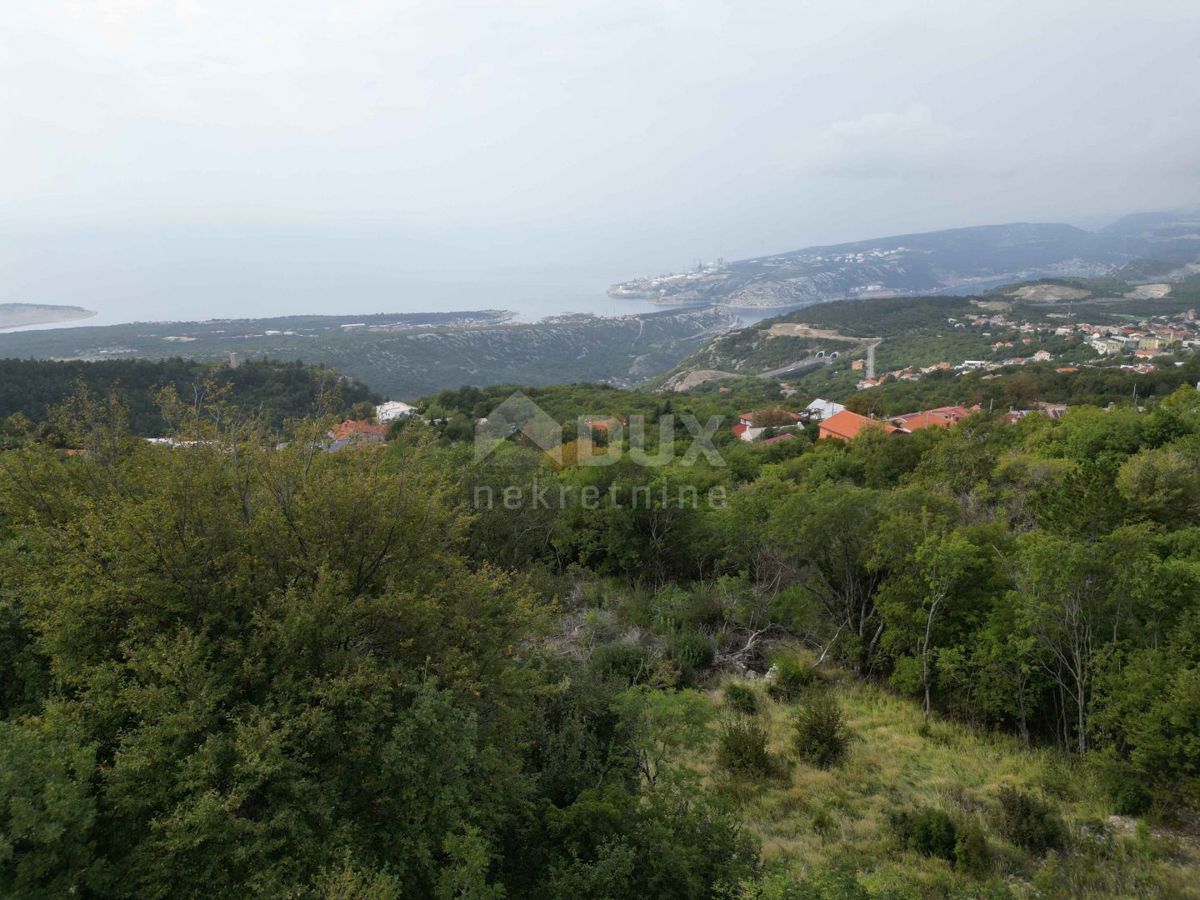 RIJEKA, HRELJIN - casa bifamiliare 150m2 con vista mare + ambiente 1450m2