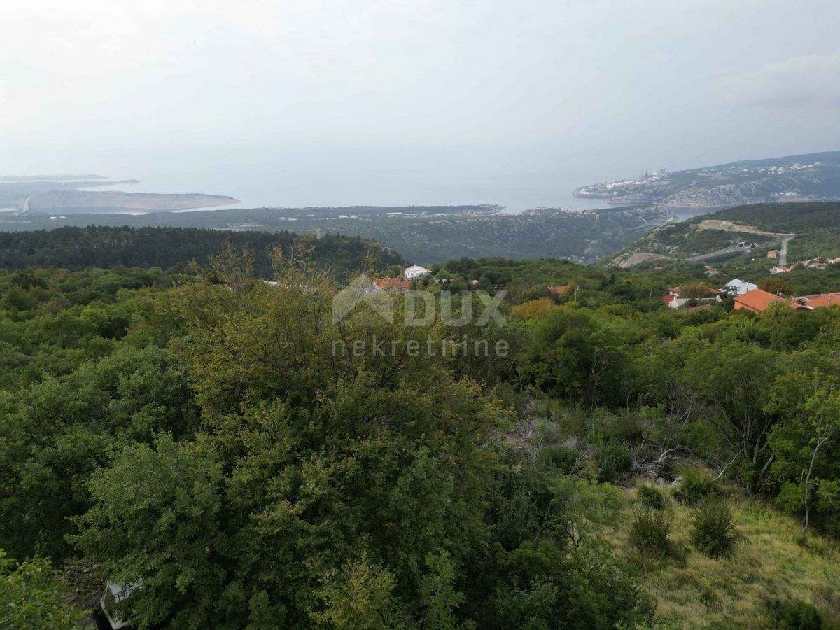 RIJEKA, HRELJIN - casa bifamiliare 150m2 con vista mare + ambiente 1450m2