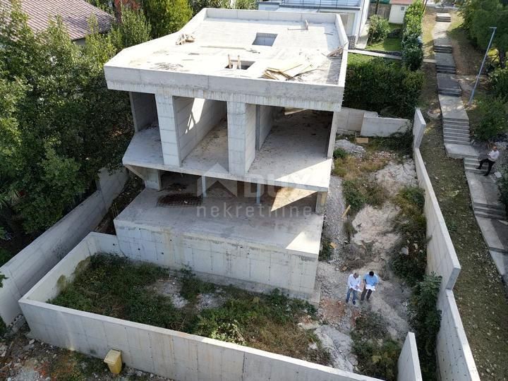NJIVICE - BELLA VILLA IN FASE DI ROH-BAU, 1A FILA AL MARE