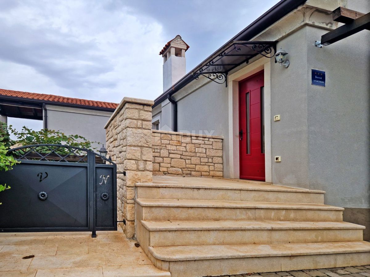 ISTRIA, SVETI LOVREČ - Casa rurale con piscina