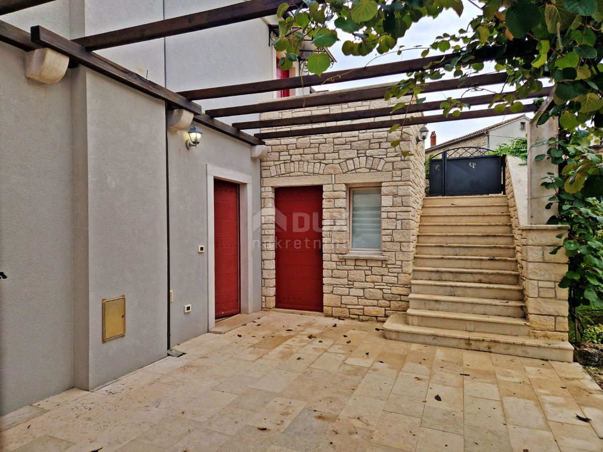 ISTRIA, SVETI LOVREČ - Casa rurale con piscina