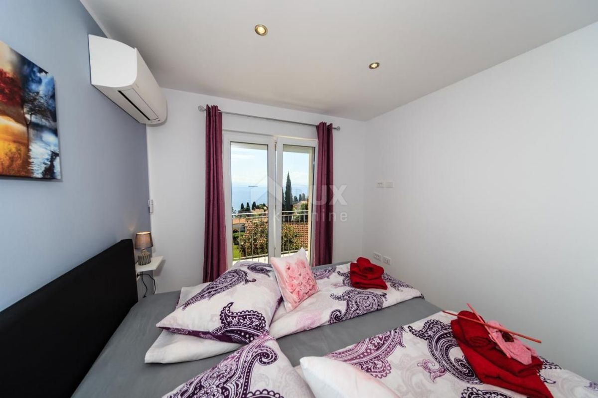 OPATIJA, LOVRAN, IKA - villa 380m2 con vista panoramica sul mare e piscina + giardino paesaggistico 700m2